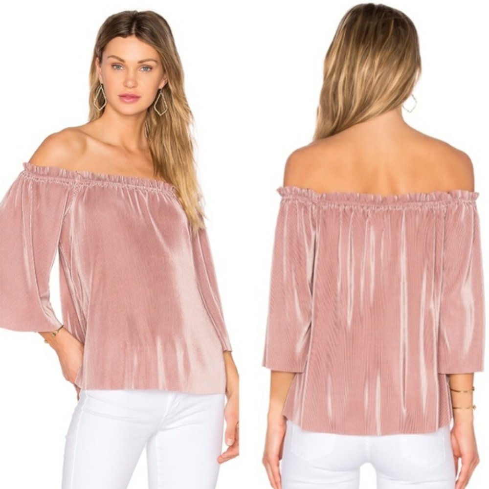 J.O.A. Blush Pleated Felicity Pink Flowy Top - Picture 1 of 7